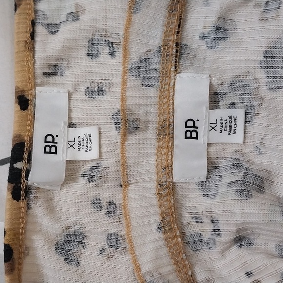 BP. Crop Ribbed Leopard Knit Cardigan/Camisole Set Size XL - Picture 5 of 9